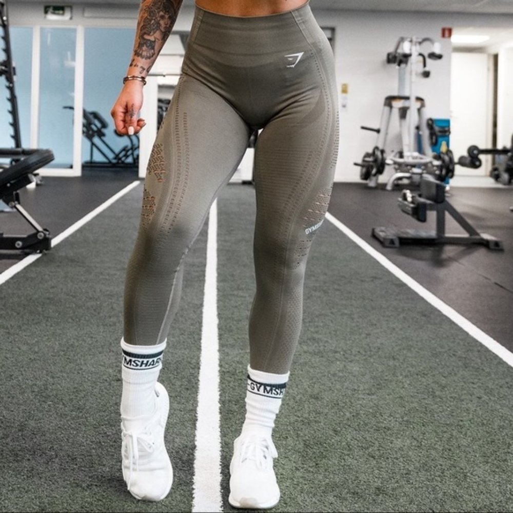 Gymshark Flawless Knit Khaki Legging
